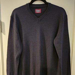 UNTUCKit V-Neck Merino Wool Sweater